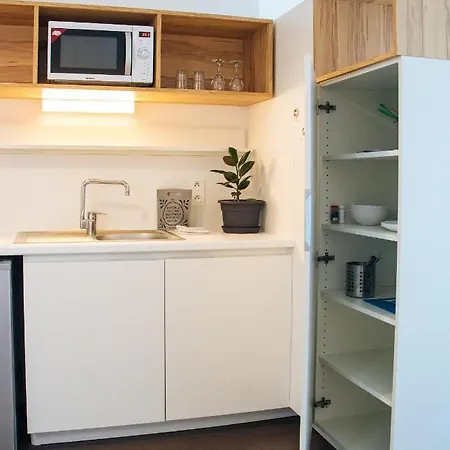 Twenty Business Flats Ouest ルマン