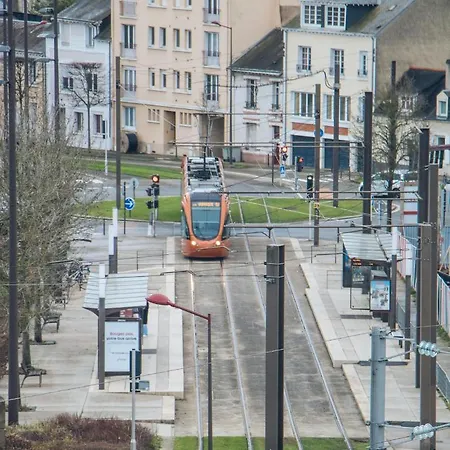 Twenty Business Flats Ouest ホテル