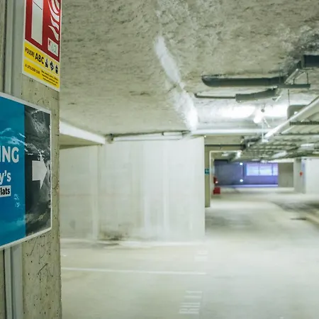 Twenty Business Flats Ouest فندق *