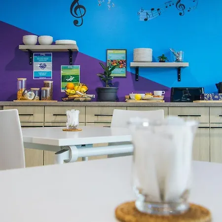 Twenty Business Flats Ouest Apartmanhotel