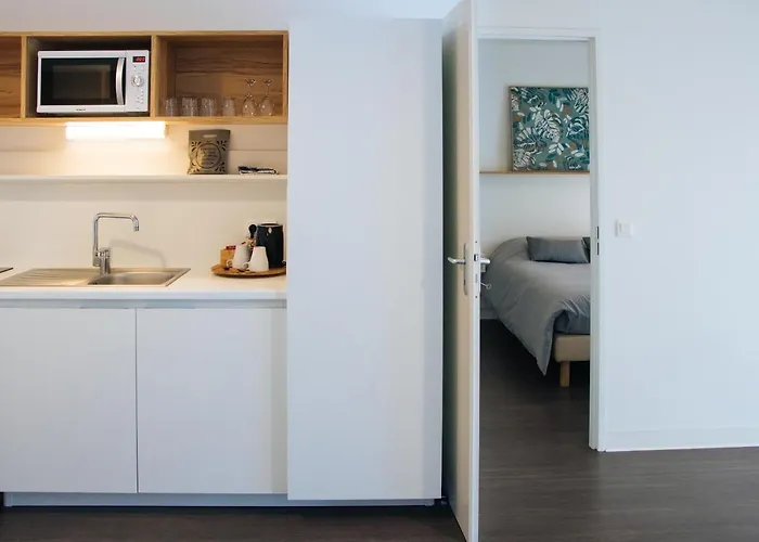 Twenty Business Flats Ouest *