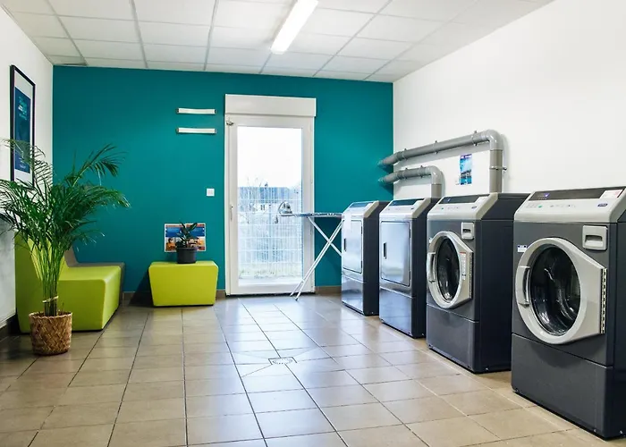 Twenty Business Flats Ouest