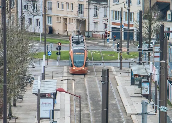 Twenty Business Flats Ouest Hotel