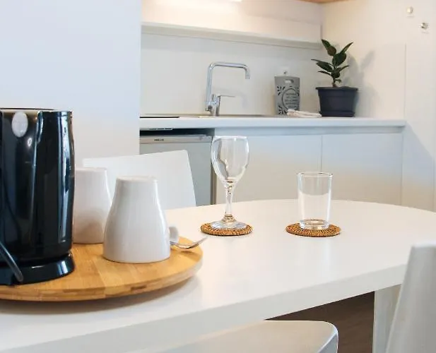 Twenty Business Flats Ouest *